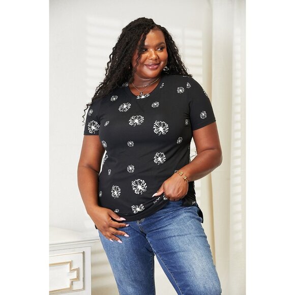 Double Take Dandelion Print Round Neck T-Shirt - Picture 3 of 10